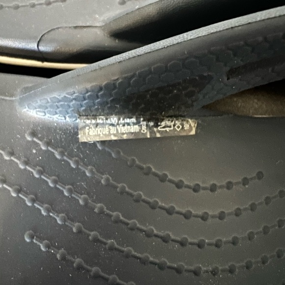 CROCS Black Textured Sandals - Picture 3 of 5